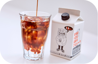 AWAMORI Brew Base のグラスとパックショット